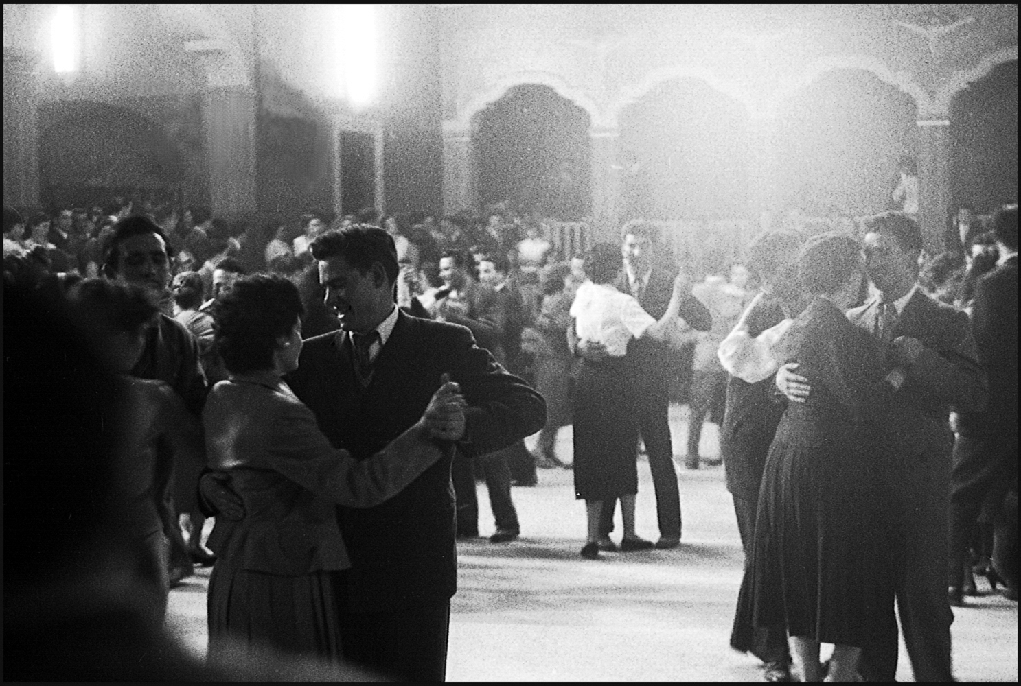 Carlos Saura: Serie La tarde de domingo, 1954.